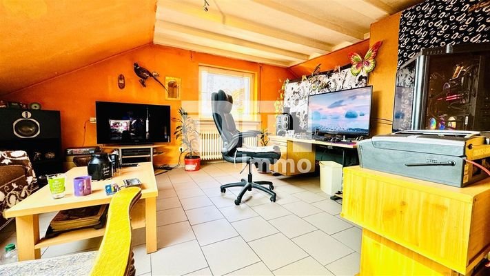 DG Wohn / Esszimmer / Schlafbereich