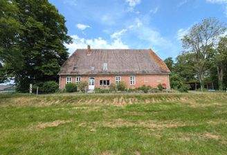 Ehemaliges Pastorenhaus im Grünen