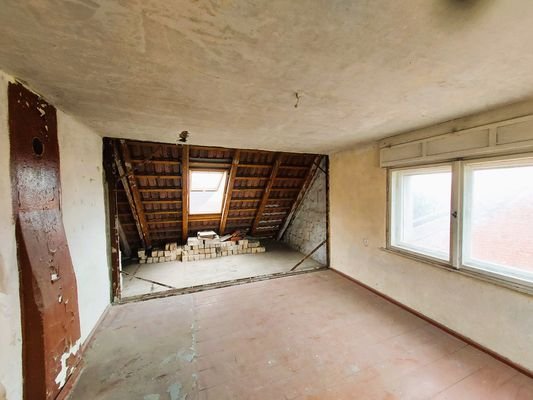 Zimmer DG mit Dachfenster