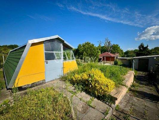 Gewächshaus & Terrasse