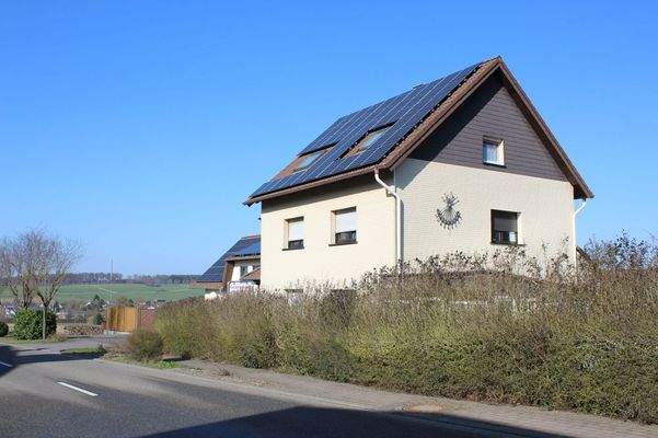 Bj. 1953 Wohnhaus mit 3 Einheiten