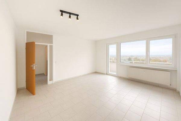 Wohnzimmer mit Blick über LU