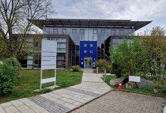 Ansicht Gebäude.jpg