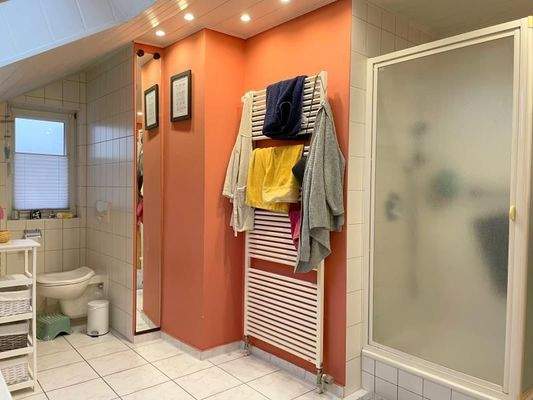 Badezimmer Ansicht 2