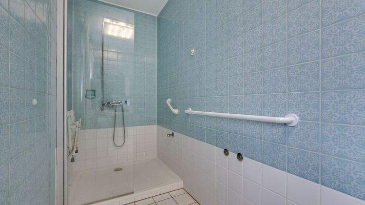 1. OG - Badezimmer - Ansicht 2