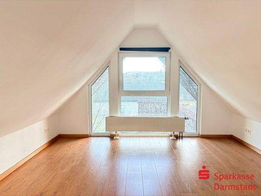 Schlafzimmer,- oder Arbeitszimmer Spitzboden