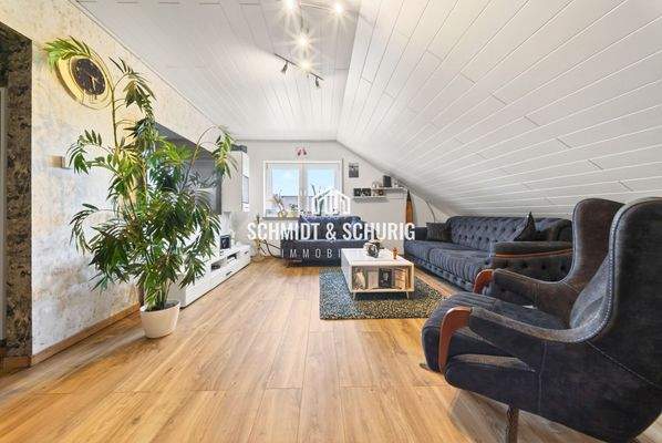 Wohnzimmer / Dachgeschoss