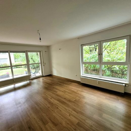 4 Zi. Wohnung EG, Terrasse in ruhiger Lage, zentrumsnah 102 qm, mieterfrei