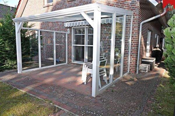 überdachte Terrasse mit Südausrichtigung 