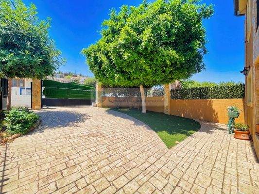 img_f4eb01a2-8868-4040-8398-0458524432e3