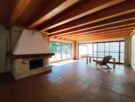 EG Wohnzimmer mit Kamin