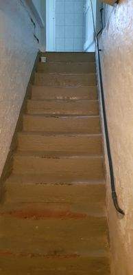 Treppe zum Erdgeschoss