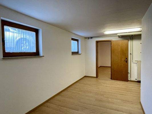 grosser Hobbyraum 2 im Untergeschoss