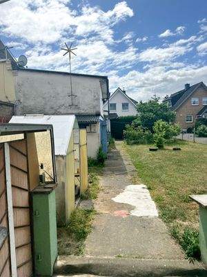 Blick in den Garten.jpg