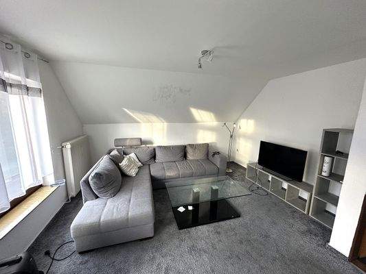 Wohnzimmer Wohnung 2 (3).jpeg