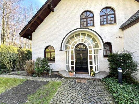 Hauseingang des Haupthauses
