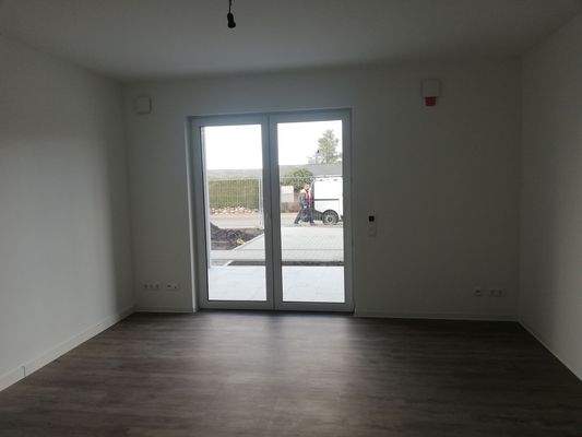 Helle Wohnung mit Terrasse