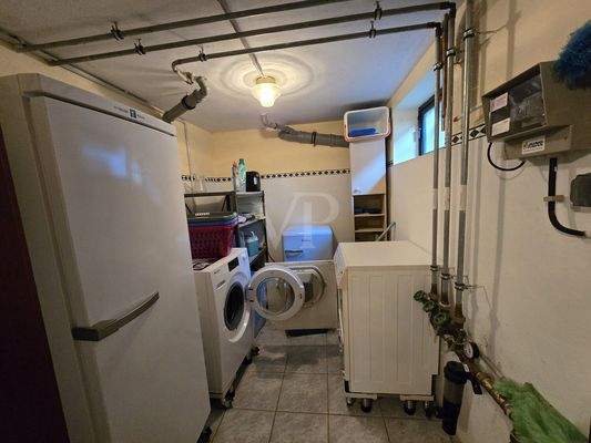 KG HWR mit Waschmaschine und Trockner