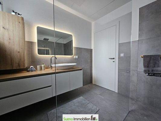 Badezimmer/Nassbereich