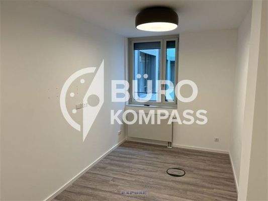 Innenansicht Praxis4