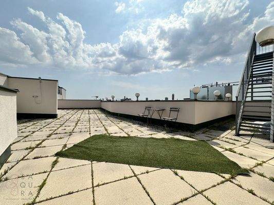 5tdsSDbbNen2oQMRerdDvX