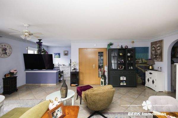 Wohn-Essbereich mit Arbeitsniesche