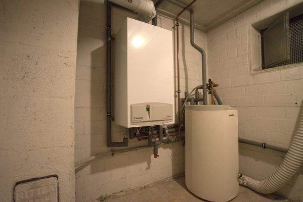 Gasheizung von Junkers aus 2003.jpg