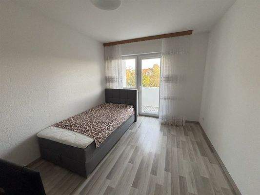 kleineres Schlafzimmer