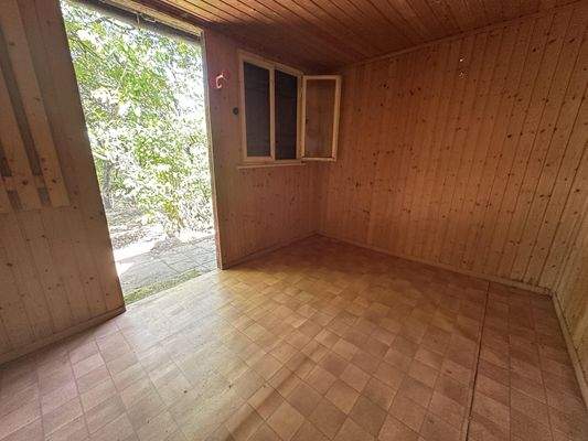 Freizeithütte von innen