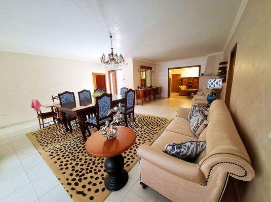 Wohnzimmer Hauptwohnung