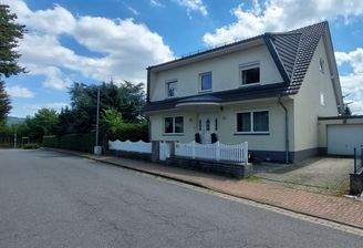 Hausansicht seitlich