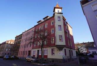 Attraktives Jugendstilgebäude in St- Leonhard!