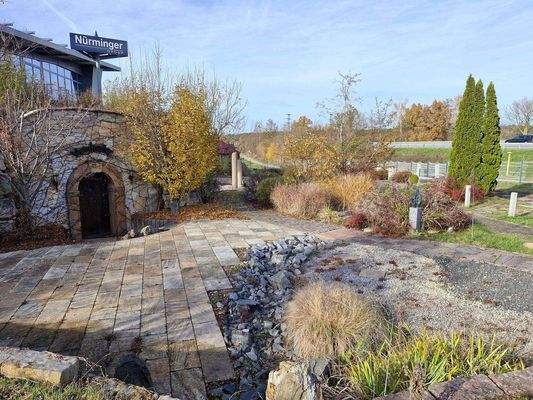 Außenausstellung Weinkeller