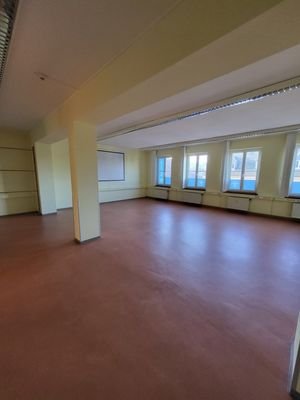 zweiter großer Schulungsraum mit 71 m² Fläche