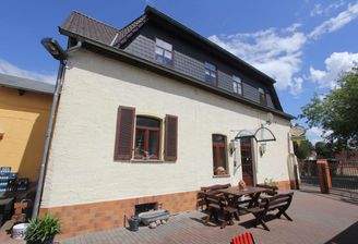 Eingang Gaststätte m. Biergarten