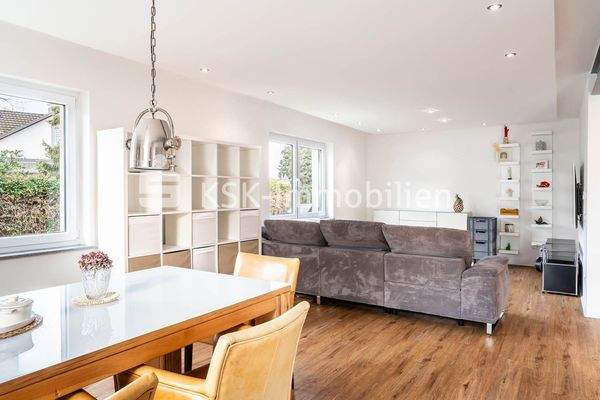 130851 Wohnzimmer Erdgeschoss 