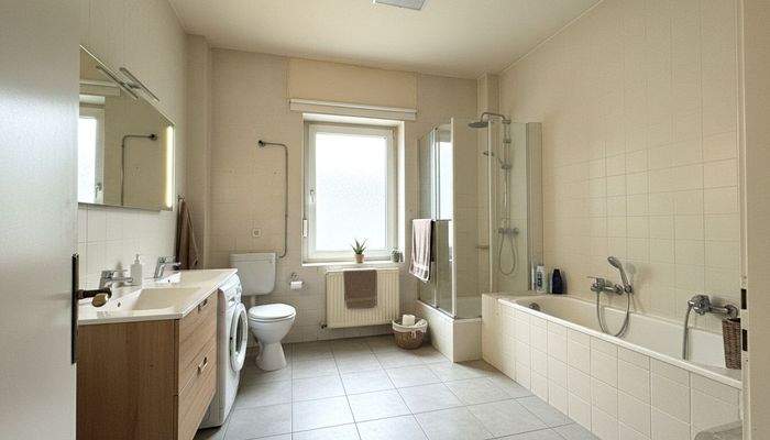 Badezimmer Erdgeschoss virtuell bearbeitet