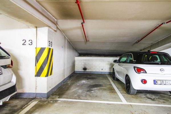 Tiefgaragenplatz