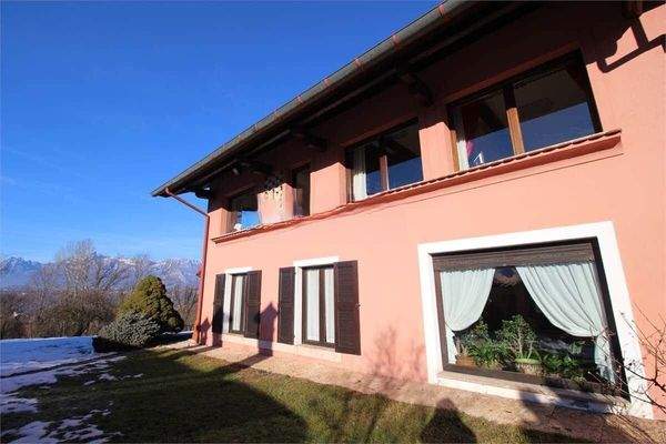 Villa in Visome (Belluno) mit Traumblick auf die Dolomiten