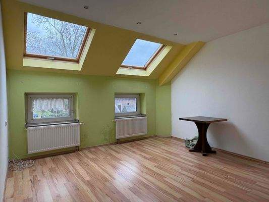 Schlafzimmer DG Rechts