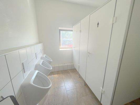 AnKaSa Immobilien GmbH_Maklerempfehlung Leipzig Markkleeberg Markranstädt Borna_Gewerbefläche Verkaufsfläche Lagerhalle_Nebenfläche Sanitäre Einrichtung 2