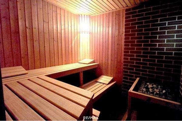 26 Sauna