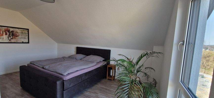 Erstes Schlafzimmer OG