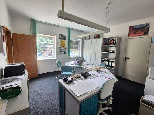 Büro.jpg