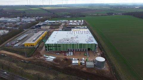 Erbes-Büdesheim Halle, Erbes-Büdesheim Hallenfläche