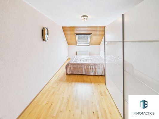 Schlafzimmer DG