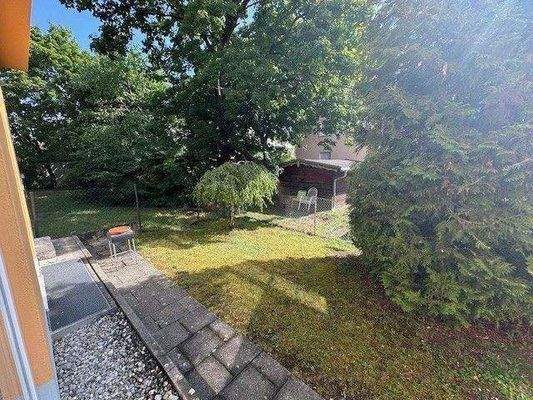 Blick in den Garten.jpg