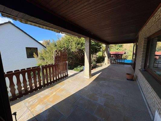 Überdachte Terrasse