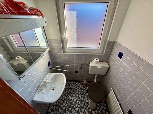 WHG links - WC im OG