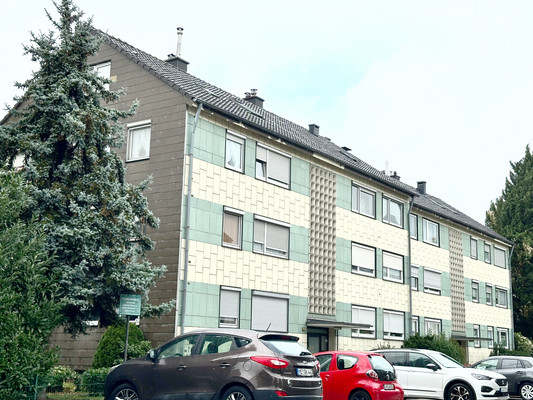 Gebäude Aussenansicht.png